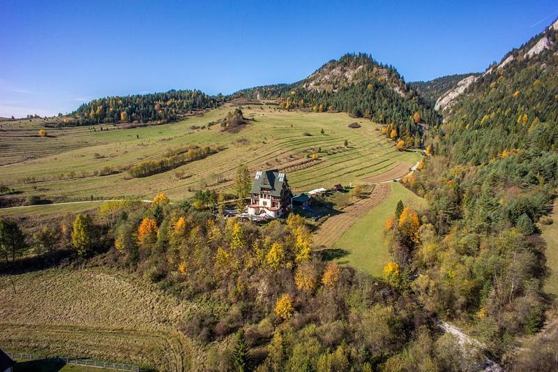 Schronisko Pttk Trzy Korony Bed & Breakfast Sromowce Nizne Exterior photo