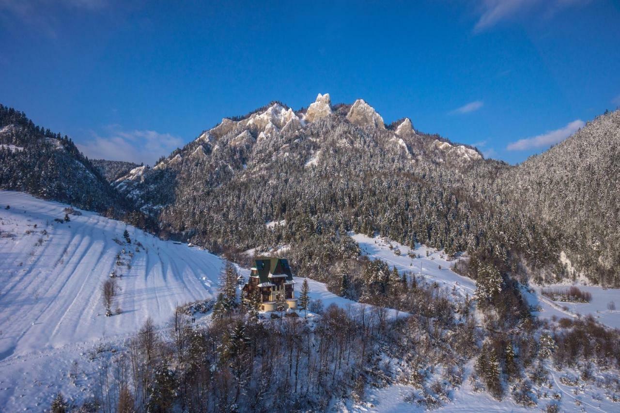 Schronisko Pttk Trzy Korony Bed & Breakfast Sromowce Nizne Exterior photo